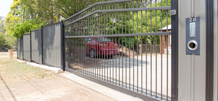 automatic-sliding-gate-repair North Hollywood