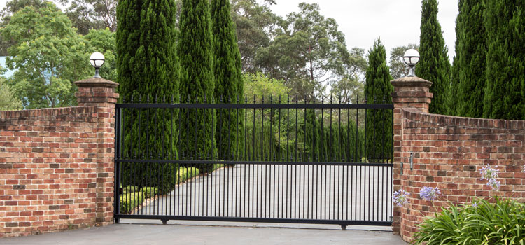 sliding-driveway-gate-repair North Hollywood